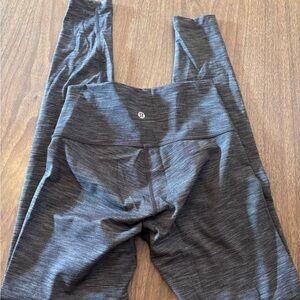 Grey Lulu legging size 4 pant